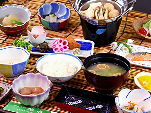 朝食